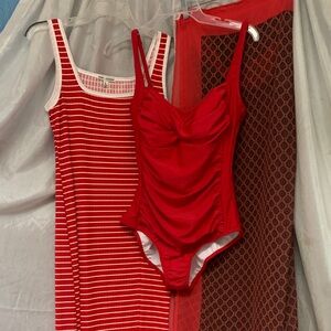 VENUS Bright Red Girls' One-Piece Swimwear